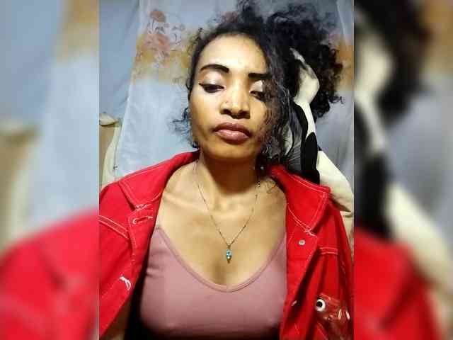 Shanya12 webcam