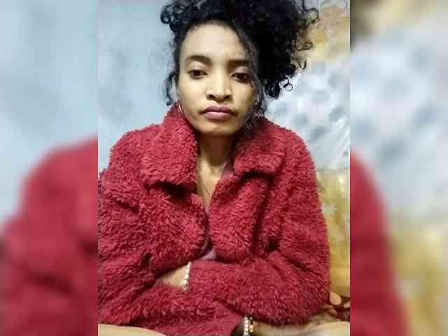 Shanya12 webcam