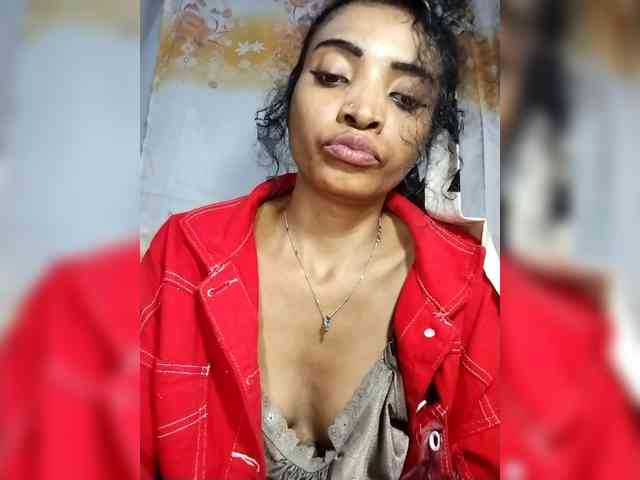 Shanya12 webcam