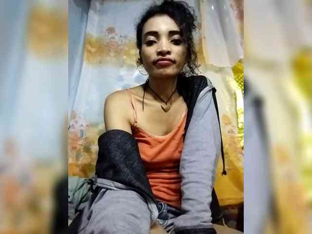 Shanya12 webcam