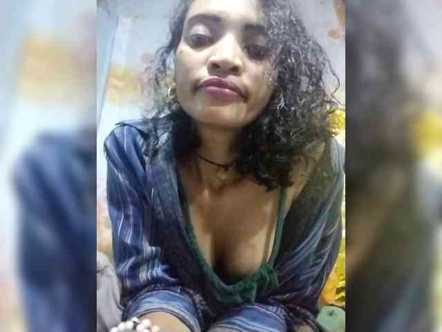 Shanya12 webcam