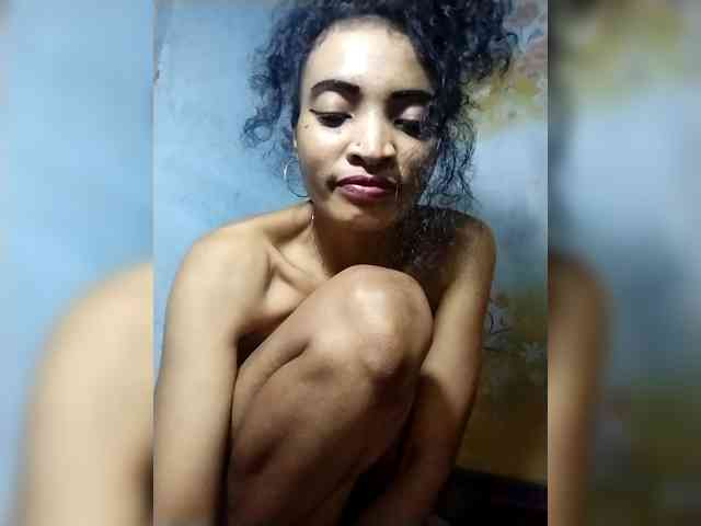 Shanya12 webcam