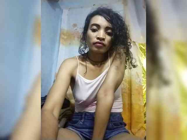 Shanya12 webcam