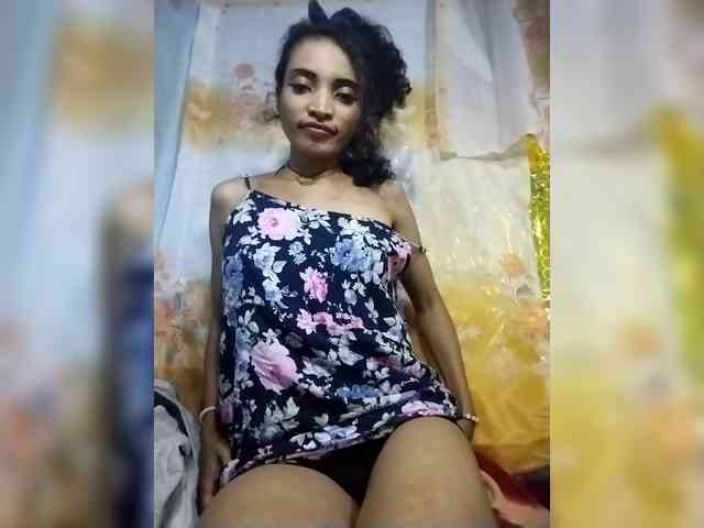 Shanya12 webcam