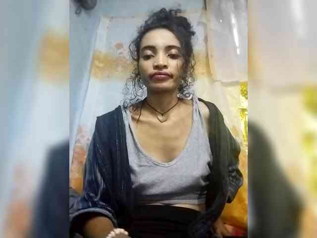 Shanya12 webcam