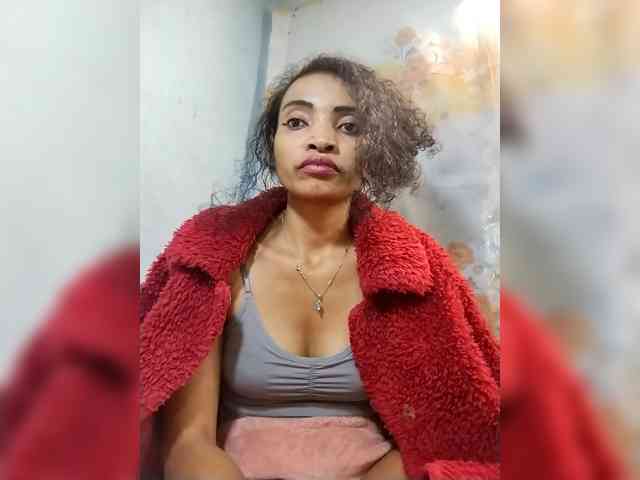 Shanya12 webcam