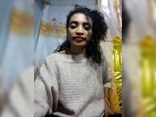Shanya12 webcam