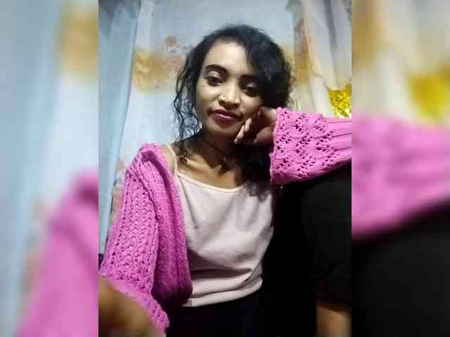 Shanya12 webcam