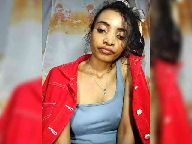 Shanya12 webcam