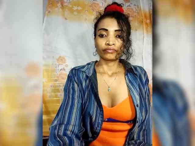 Shanya12 webcam