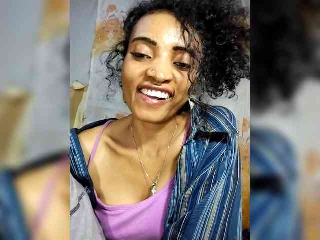 Shanya12 webcam