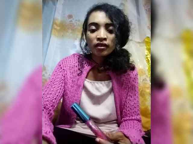 Shanya12 webcam