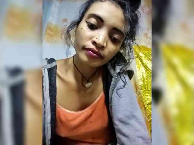 Shanya12 webcam