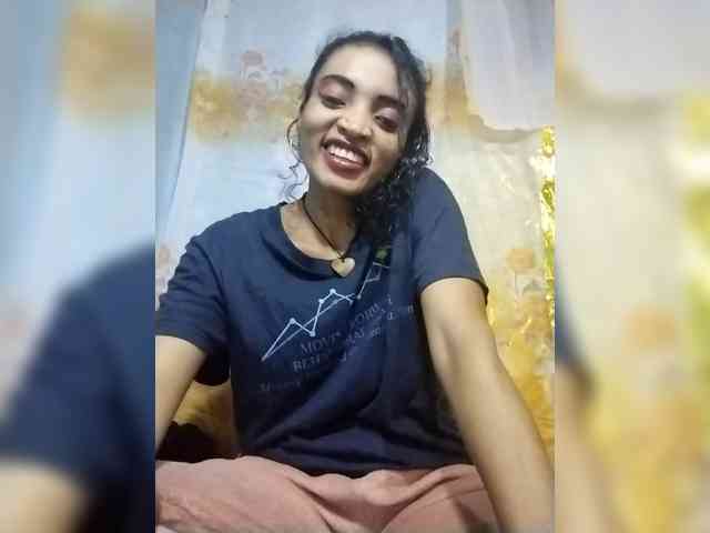 Shanya12 webcam