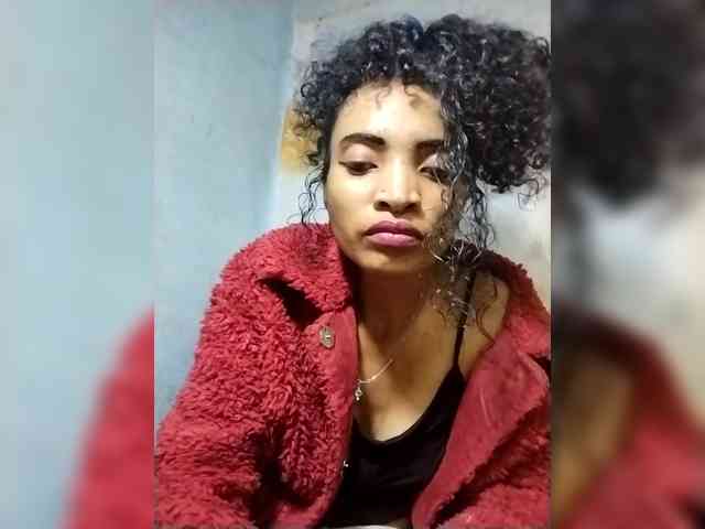 Shanya12 webcam