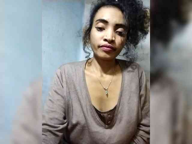 Shanya12 webcam