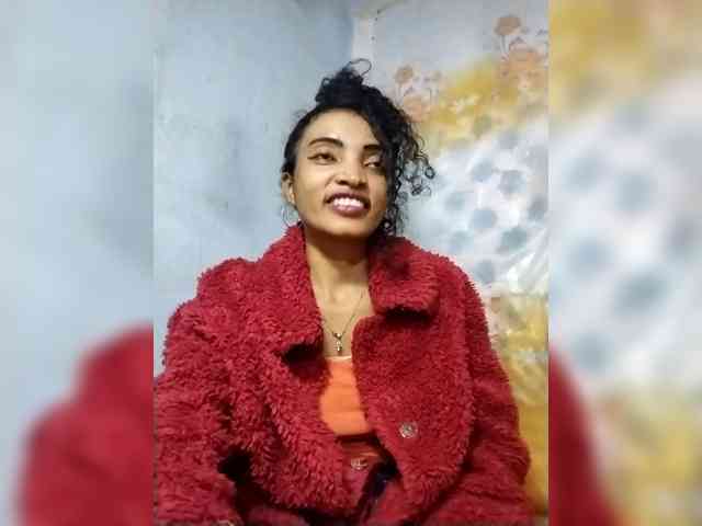 Shanya12 webcam