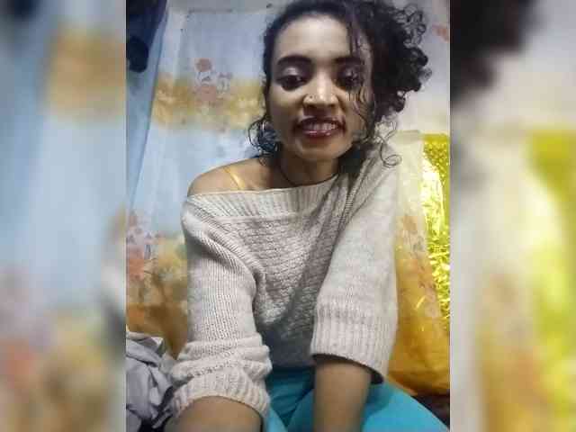 Shanya12 webcam