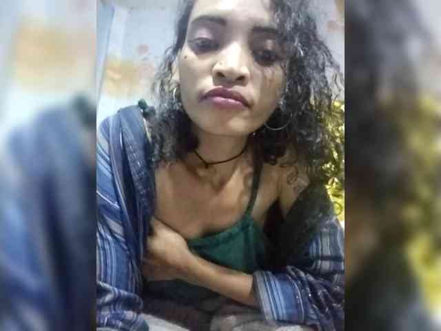 Shanya12 webcam