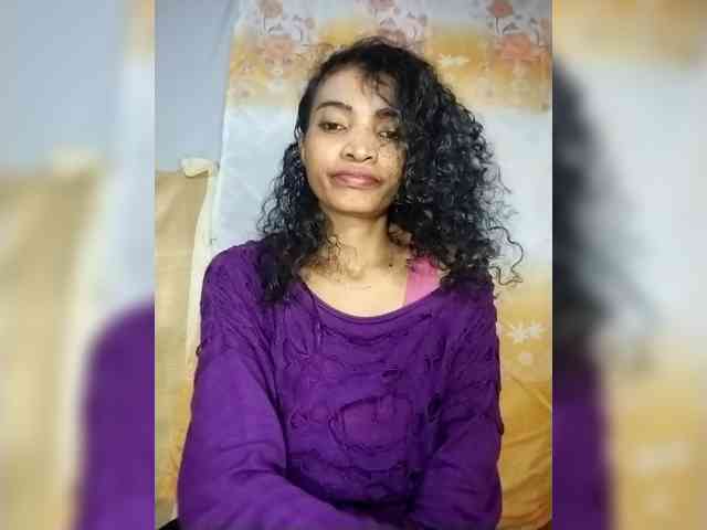 Shanya12 webcam