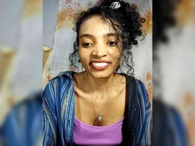 Shanya12 webcam