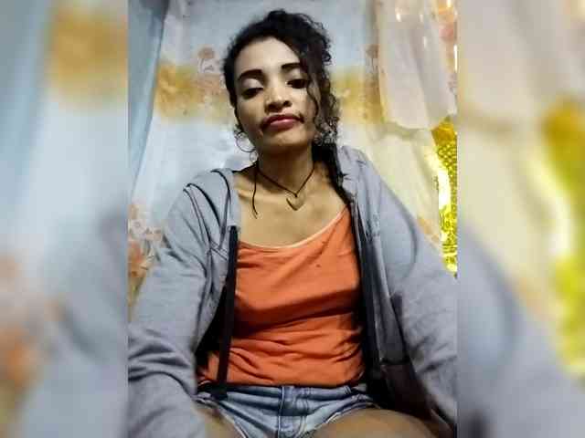 Shanya12 webcam