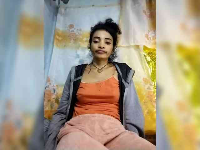 Shanya12 webcam