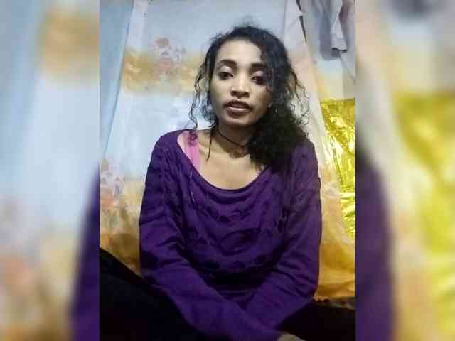 Shanya12 webcam