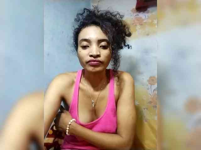 Shanya12 webcam