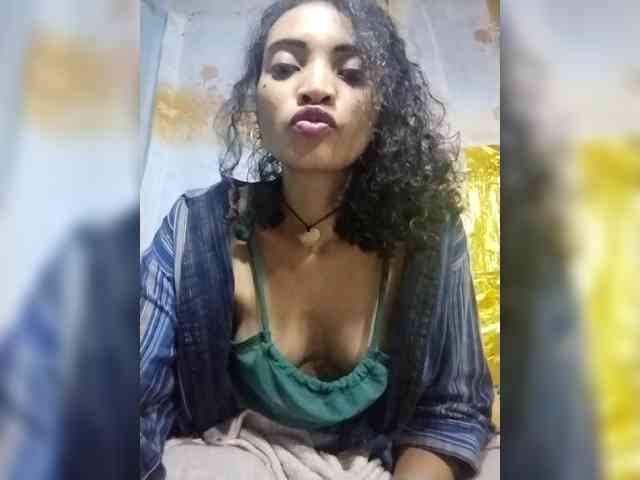 Shanya12 webcam