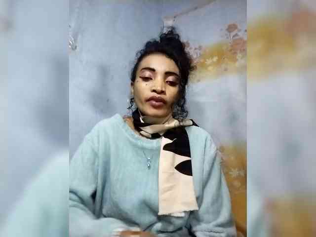 Shanya12 webcam