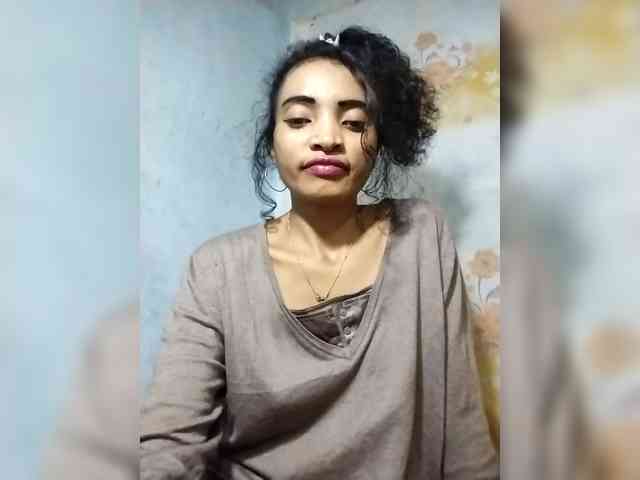 Shanya12 webcam