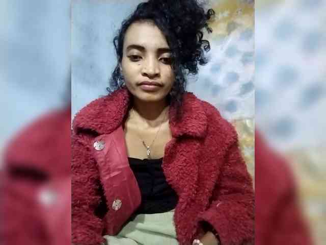 Shanya12 webcam