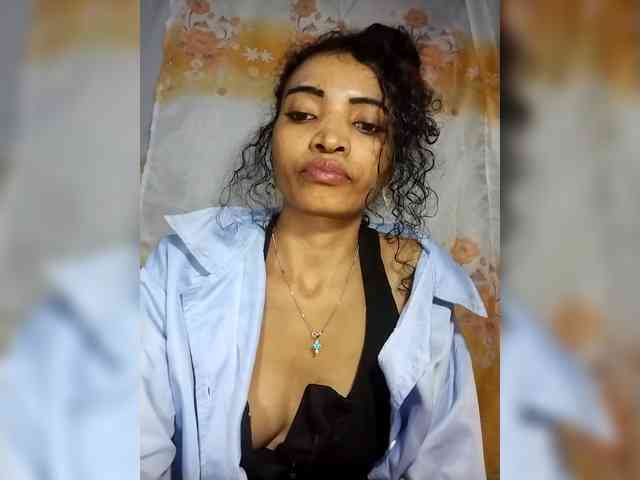 Shanya12 webcam