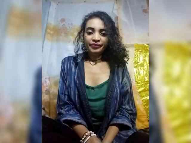 Shanya12 webcam