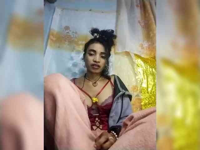 Shanya12 webcam