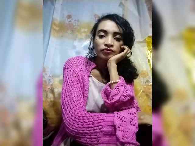 Shanya12 webcam