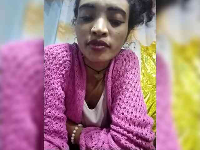 Shanya12 webcam