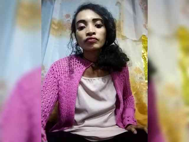 Shanya12 webcam