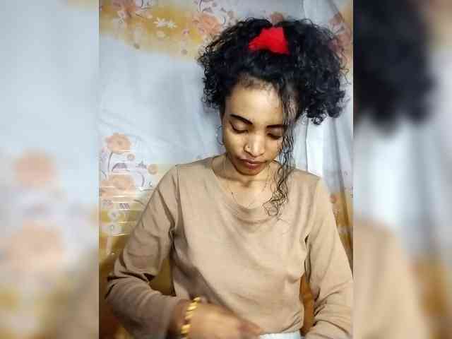 Shanya12 webcam