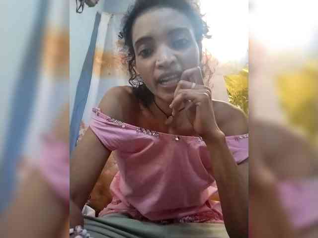 Shanya12 webcam