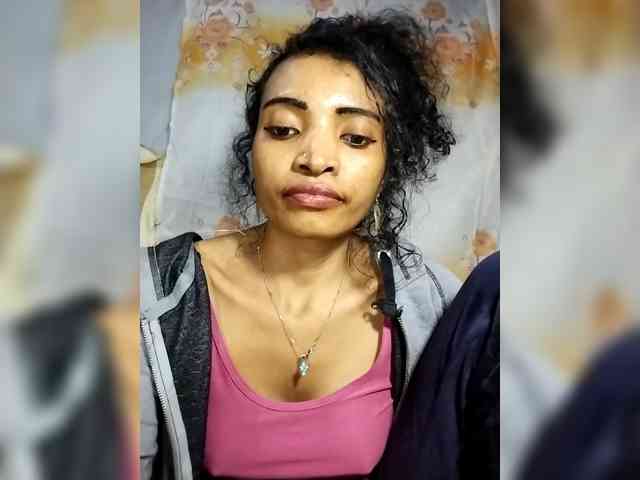 Shanya12 webcam