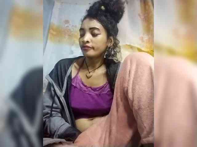 Shanya12 webcam