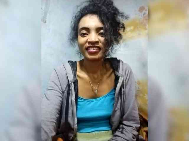 Shanya12 webcam