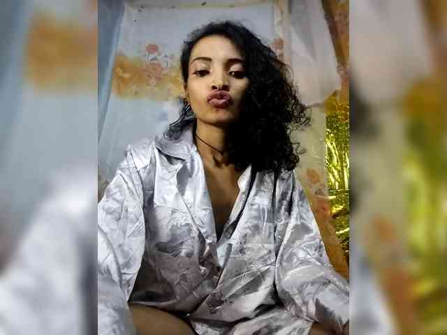 Shanya12 webcam