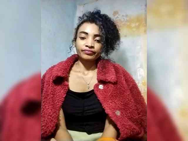 Shanya12 webcam