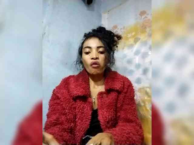 Shanya12 webcam