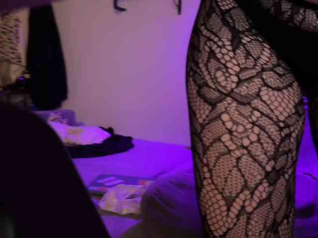GoddAssTeti webcam