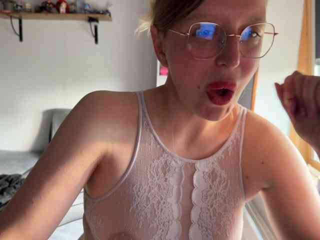 GoddAssTeti webcam