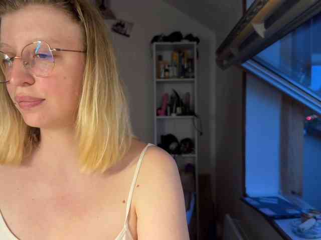 GoddAssTeti webcam